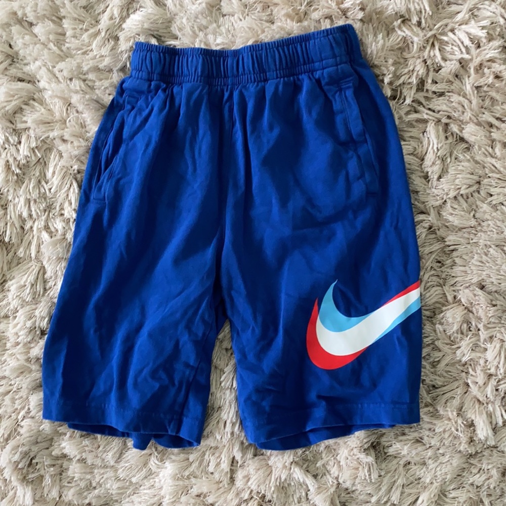 Boys bike shorts size large and pullover size xl - Picture 2 of 6